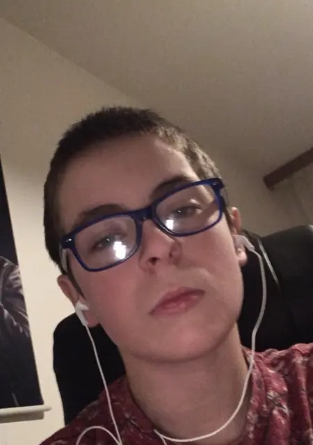 Я Артём, 19, знакомлюсь без обязательств в Амстердаме