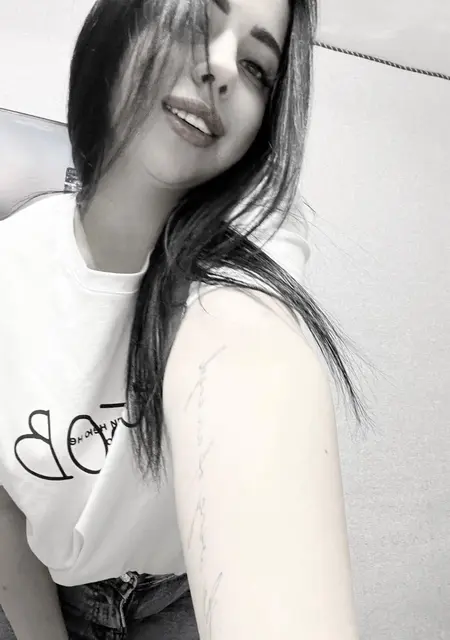 Я Яна, 21 років, знайомлюсь без зобов'язань у Полтаве