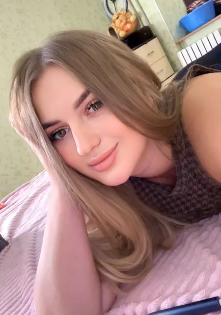 Я Melania, 25, знакомлюсь на одну ночь в Киеве