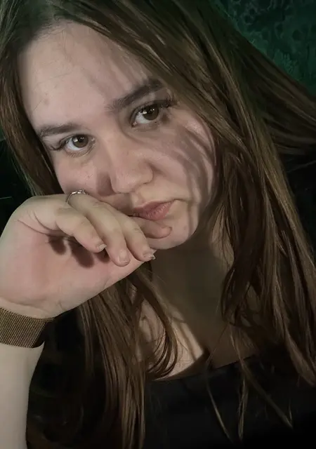 Лерка з Запоріжжя, шукаю на сайті вірт