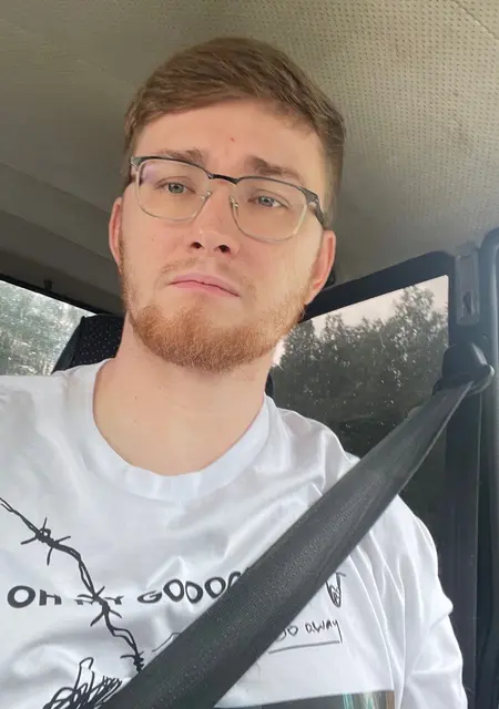 Artem из Таллина, мне 31, познакомлюсь для приятного времяпровождения