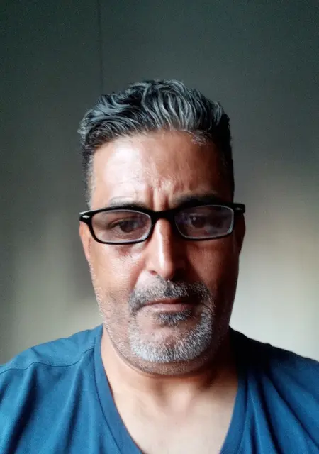 Mimon Hamed de San Bartolomé de Tirajana, tengo 45 años, listo para conocer para relación abierta