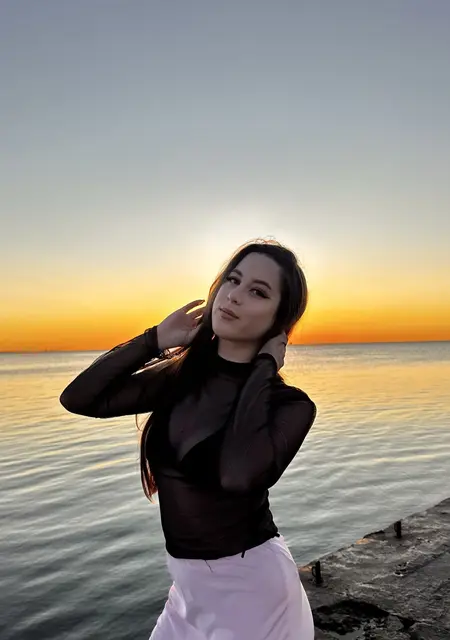 Я Anastasi, 19 років з Вінниці, шукаю знайомство для вірт