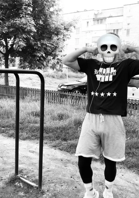 Я Artur, 24, из Аугсбурга, ищу знакомства без обязательств