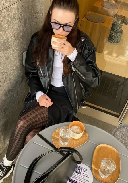 Элиза из Гданьска, ищу на сайте общение